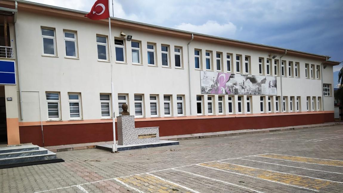 Cumhuriyet  Ortaokulu Fotoğrafı